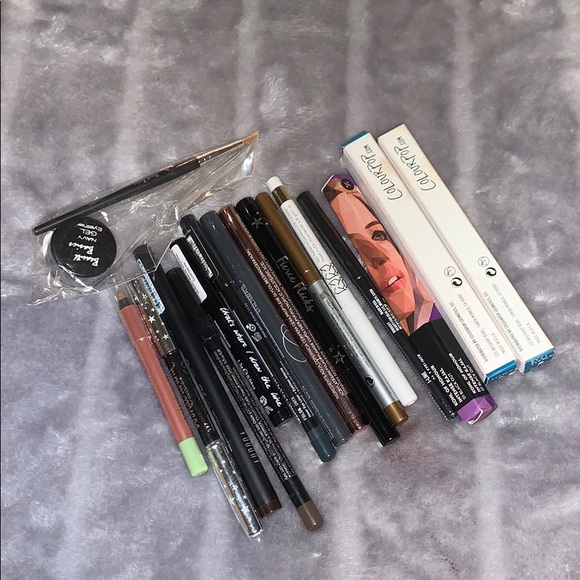 Surprise Mystery Makeup Bag!! - Picture 3 of 8